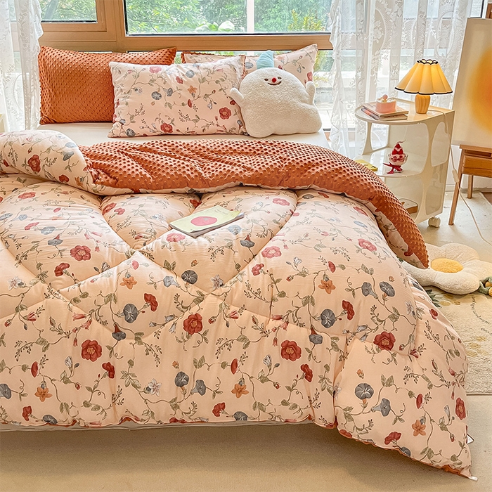 91家纺网 家纺一手货源 找家纺 雅蔓依 2025新款水洗棉麻3D豆豆绒冬被 牵牛花