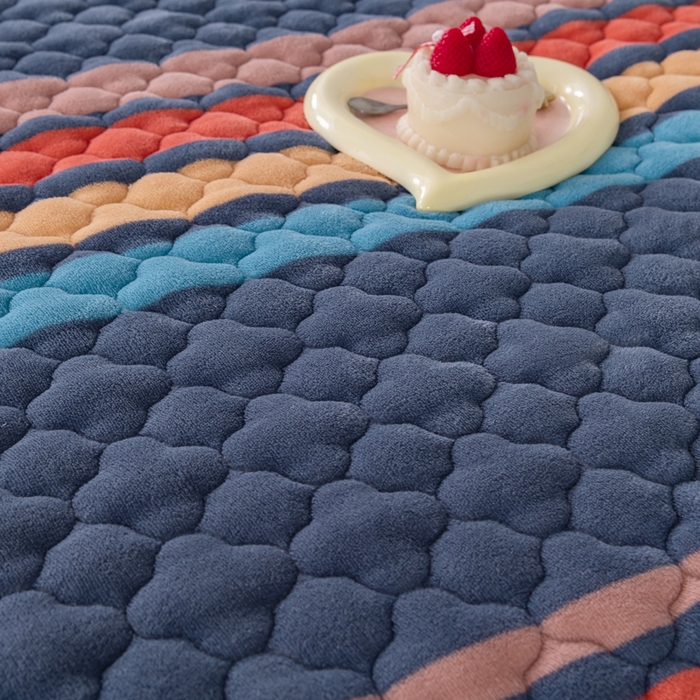 91家纺网 家纺一手货源 找家纺 卡伦家纺  2025新款A类牛奶绒大豆纤维抗菌夹棉床笠 斯诺克