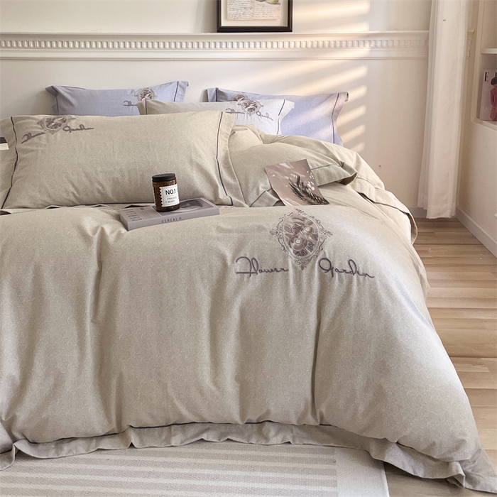 91家纺网 家纺一手货源 找家纺 艾莱家纺 2023新款A类新疆长绒棉加厚柔顺磨毛四件套 维特利-浅咖