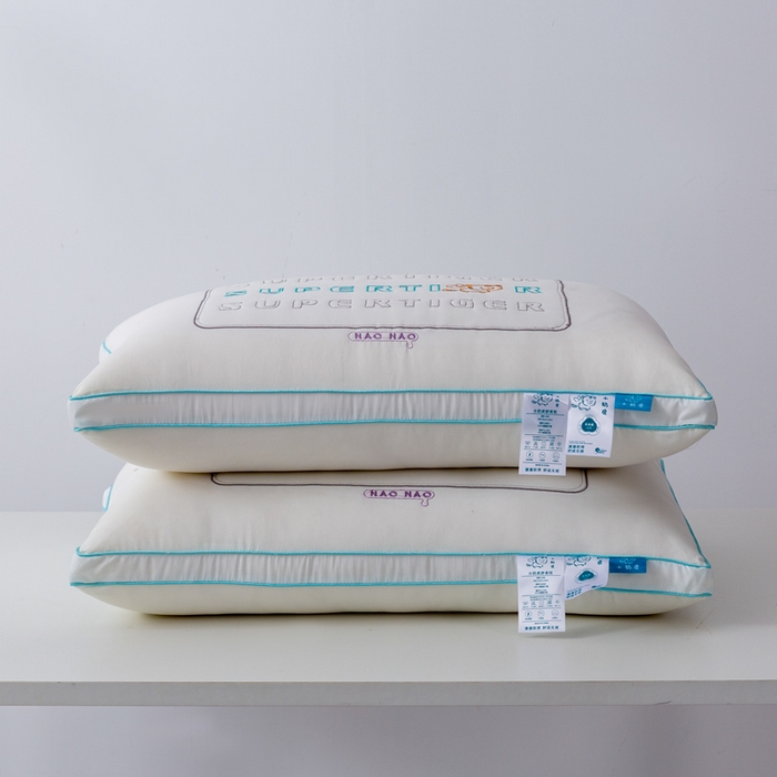 91家纺网 家纺一手货源 找家纺 （总）拾光枕芯 2023新款小奶虎立体绣花枕