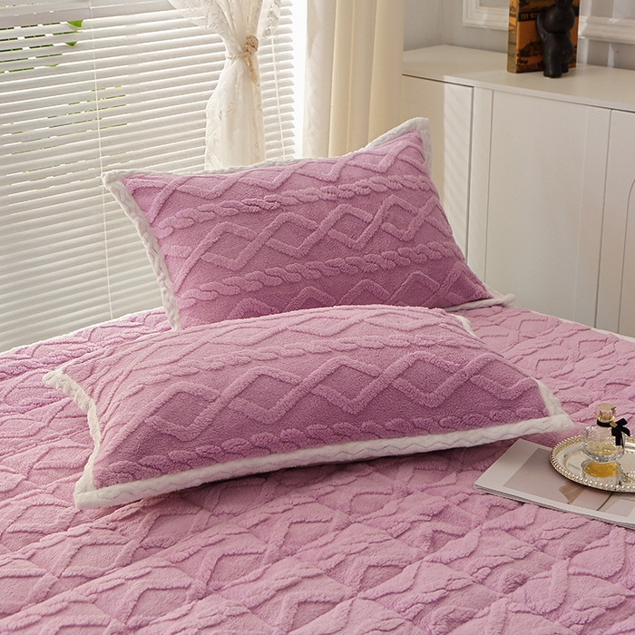 91家纺网 家纺一手货源 找家纺 牛魔王家居 2023新款塔芙绒床垫软床垫可机洗薄垫 紫色