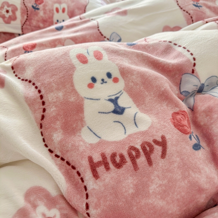 91家纺网 家纺一手货源 找家纺 呗旺鹿 2023新款高克重加厚印花牛奶绒四件套直播 兔宝宝