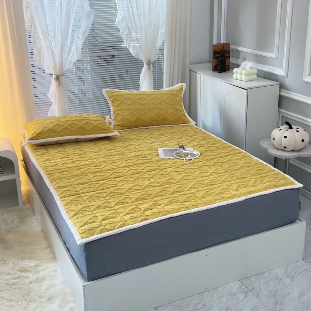 91家纺网 家纺一手货源 找家纺 牛魔王家居 2023新款塔芙绒床垫软床垫可机洗薄垫 亮黄