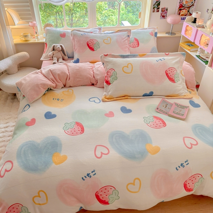 91家纺网 家纺一手货源 找家纺 呗旺鹿 2023新款高克重加厚印花牛奶绒四件套直播 莓莓相印