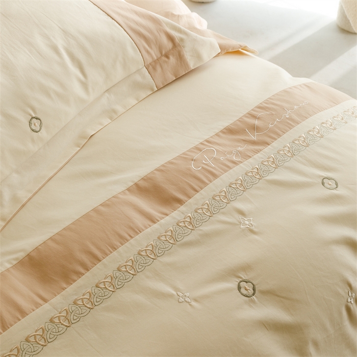 91家纺网 家纺一手货源 找家纺 艾莱家纺 2023新款A类秋恋磨毛刺绣四件套 秋恋-奶油黄