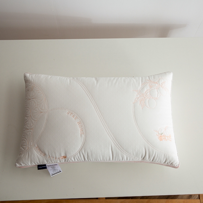 91家纺网 家纺一手货源 找家纺 拾光枕芯 2023新款幸运加倍枕 米白色48*74cm/只