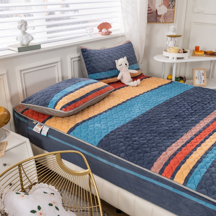 91家纺网 家纺一手货源 找家纺 卡伦家纺  2025新款A类牛奶绒大豆纤维抗菌夹棉床笠 斯诺克