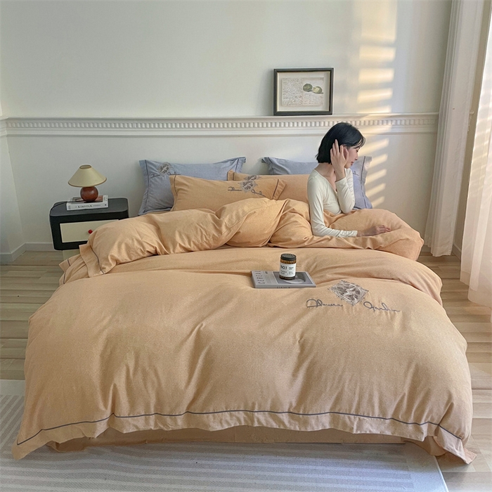 91家纺网 家纺一手货源 找家纺 艾莱家纺 2023新款A类新疆长绒棉加厚柔顺磨毛四件套 维特利-浅桔