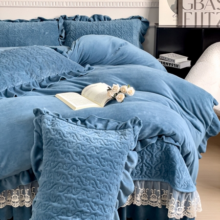铠畅家纺 2023新款纯色蕾丝牛奶绒床盖四件套-遇见系列 蔚蓝