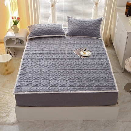 91家纺网 家纺一手货源 找家纺 （总）牛魔王家居 2023新款塔芙绒床垫软床垫可机洗薄垫