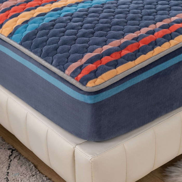 91家纺网 家纺一手货源 找家纺 卡伦家纺  2025新款A类牛奶绒大豆纤维抗菌夹棉床笠 斯诺克