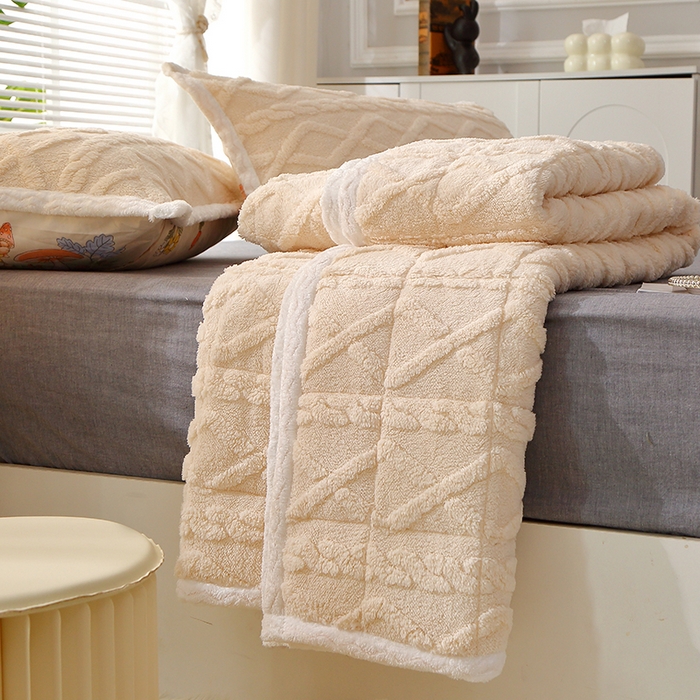 91家纺网 家纺一手货源 找家纺 牛魔王家居 2023新款塔芙绒床垫软床垫可机洗薄垫 浅驼