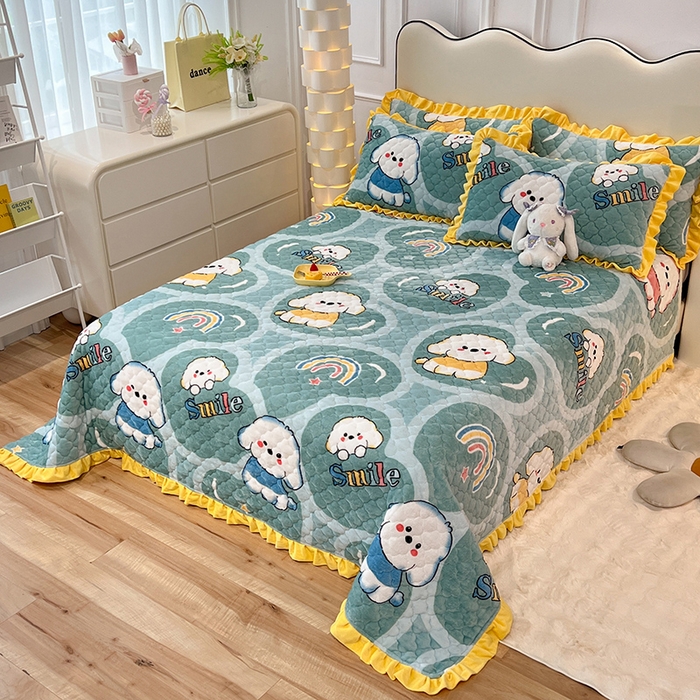 91家纺网 家纺一手货源 找家纺 美达 2025新款A类牛奶绒夹棉床盖 彩虹狗狗-绿