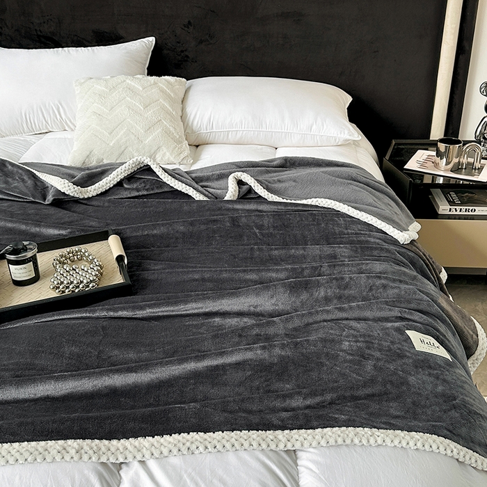 91家纺网 家纺一手货源 找家纺 2023新款400g高克重纯色双面牛奶绒毛毯盖毯毯子 绅士灰