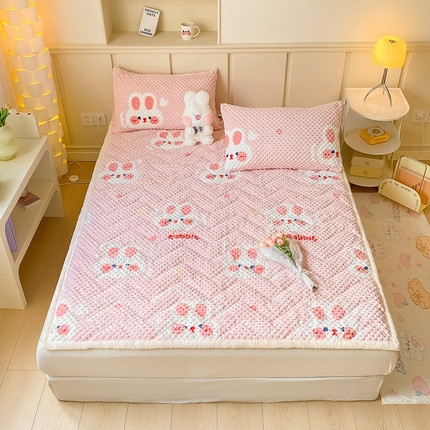 澳梵家居 2023新款豆豆绒夹棉床护垫 奶油味兔兔