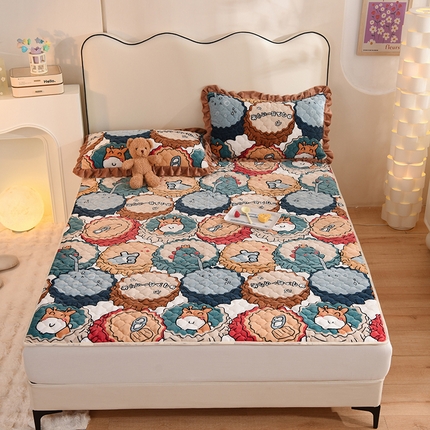 91家纺网 家纺一手货源 找家纺 美达 2025新款A类牛奶绒夹棉床垫 开心满罐