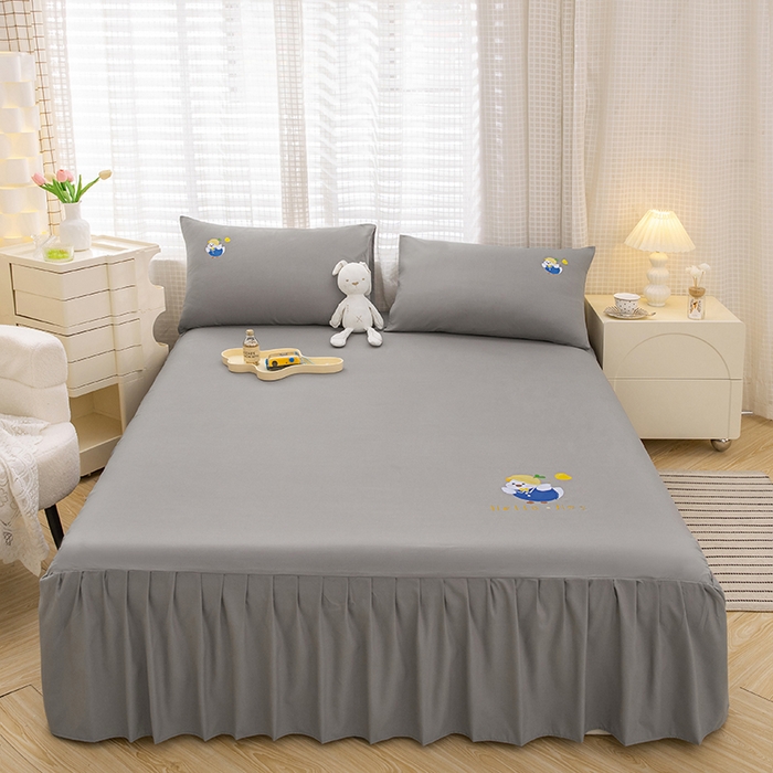 91家纺网 家纺一手货源 找家纺 极梦家纺（支持定制） 2025新款韩版纯色卡通单床裙三件套素色 深灰小鸭