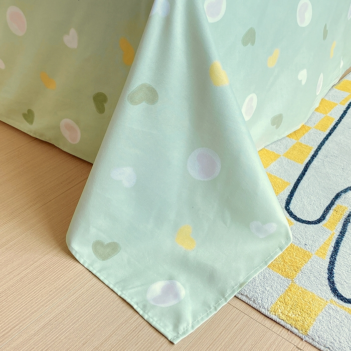 91家纺网 家纺一手货源 找家纺 艾橙家纺 2023新款秋冬新款140g植物羊绒磨毛四件套 仙仙草莓