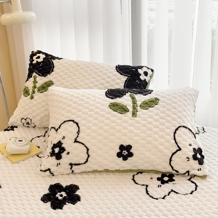 91家纺网 家纺一手货源 找家纺 丝幔家纺 2025新款 豆豆绒床笠 幸运花