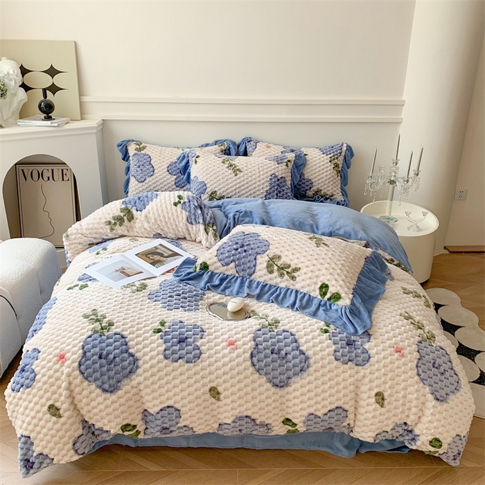 91家纺网 家纺一手货源 找家纺 潘朵拉 2023年新款豆豆绒花边牛奶绒四件套 兰溪