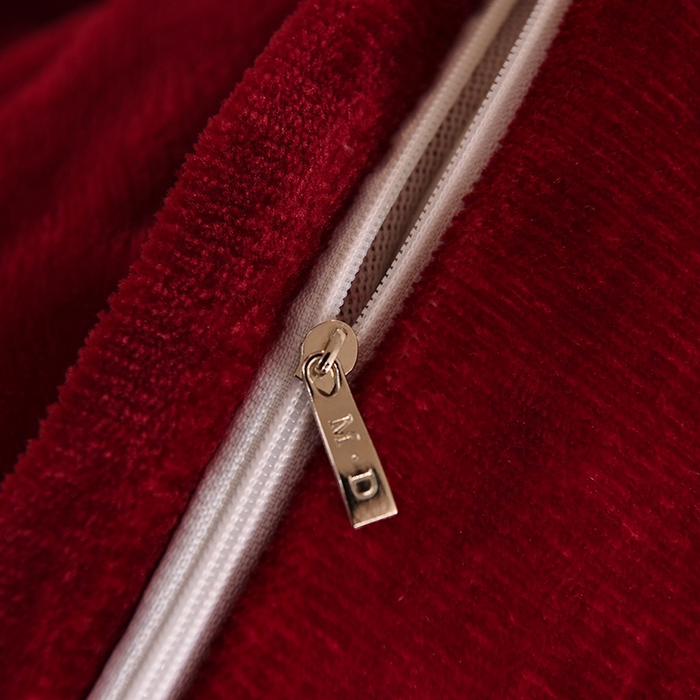 91家纺网 家纺一手货源 找家纺 美达 2025新款A类牛奶绒印花床笠款四件套 草莓熊