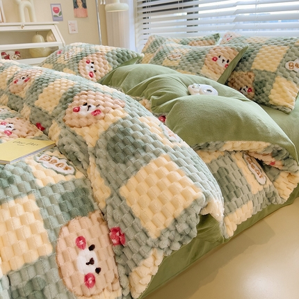 91家纺网 家纺一手货源 找家纺 （总）丝幔家纺 2025新款亲肤舒适母婴级豆豆绒被套四件套