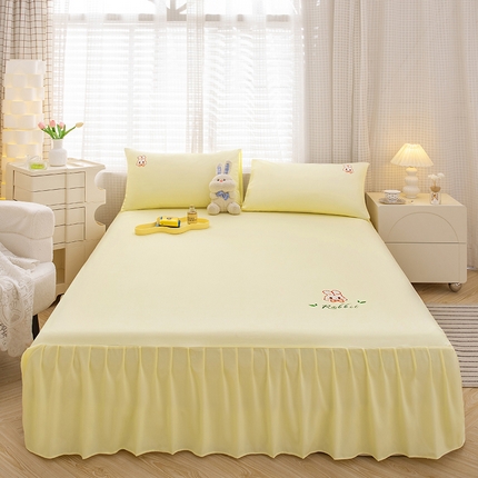 91家纺网 家纺一手货源 找家纺 （总）极梦家纺（支持定制） 2025新款韩版纯色卡通单床裙三件套素色