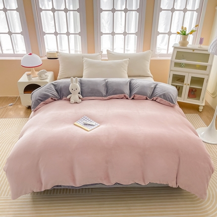 91家纺网 家纺一手货源 找家纺 （总）莎臣豹 2025新款牛奶绒双拼撞色系单被套