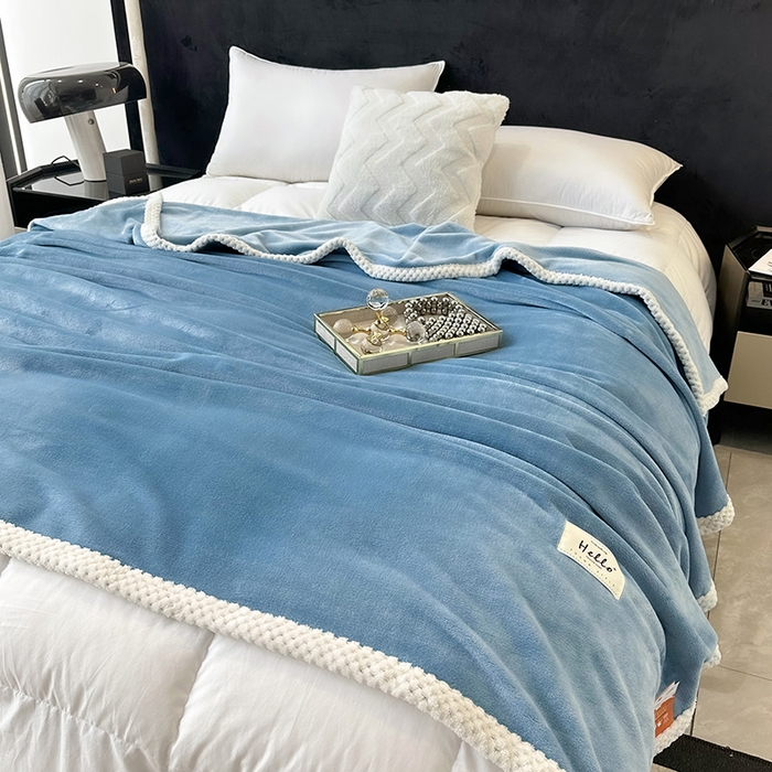 91家纺网 家纺一手货源 找家纺 2023新款400g高克重纯色双面牛奶绒毛毯盖毯毯子 浅蓝色