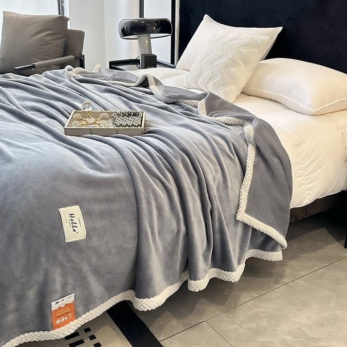 91家纺网 家纺一手货源 找家纺 2023新款400g高克重纯色双面牛奶绒毛毯盖毯毯子 烟灰色