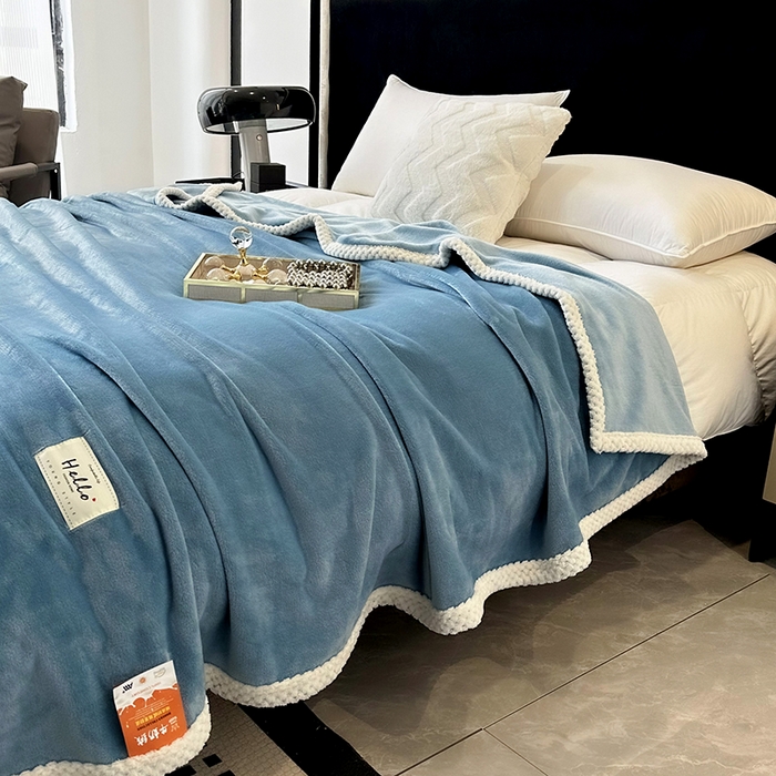 91家纺网 家纺一手货源 找家纺 2023新款400g高克重纯色双面牛奶绒毛毯盖毯毯子 浅蓝色
