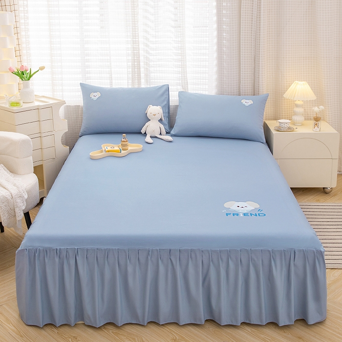 91家纺网 家纺一手货源 找家纺 极梦家纺（支持定制） 2025新款韩版纯色卡通单床裙三件套素色 布丁狗崽