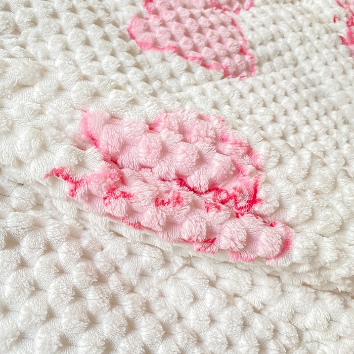 91家纺网 家纺一手货源 找家纺 澳梵家居 2023新款豆豆绒夹棉床护垫 一只兔兔