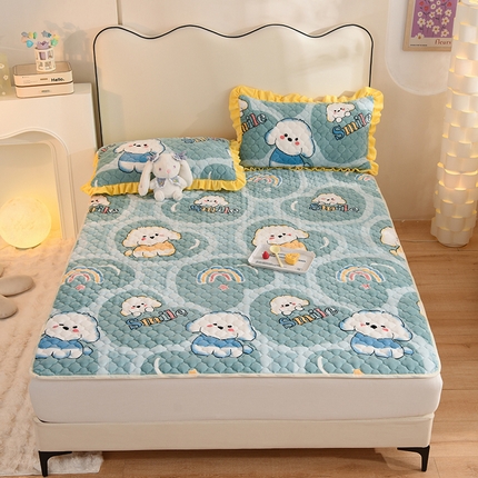 91家纺网 家纺一手货源 找家纺 美达 2025新款A类牛奶绒夹棉床垫 彩虹狗狗-绿