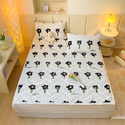 澳梵家居 2023新款豆豆绒夹棉床护垫 小花花