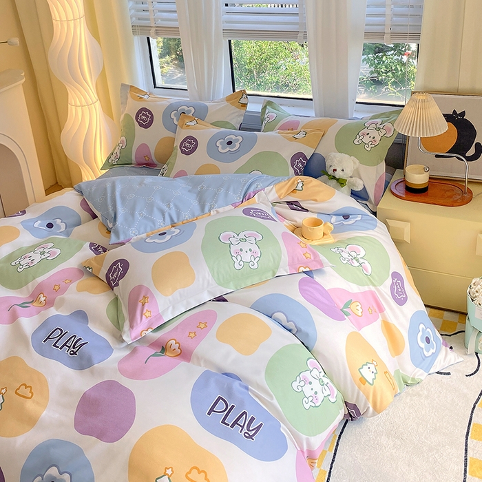 91家纺网 家纺一手货源 找家纺 艾橙家纺 2023新款秋冬新款140g植物羊绒磨毛四件套 童年趣事