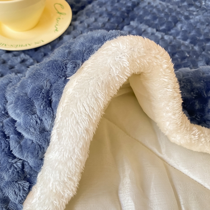 91家纺网 家纺一手货源 找家纺 澳梵家居 2023新款豆豆绒夹棉床护垫 豆豆-蓝色