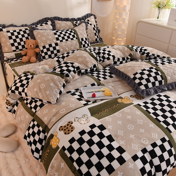 91家纺网 家纺一手货源 找家纺 美达 2025新款A类牛奶绒印花床笠款四件套 夏日物语