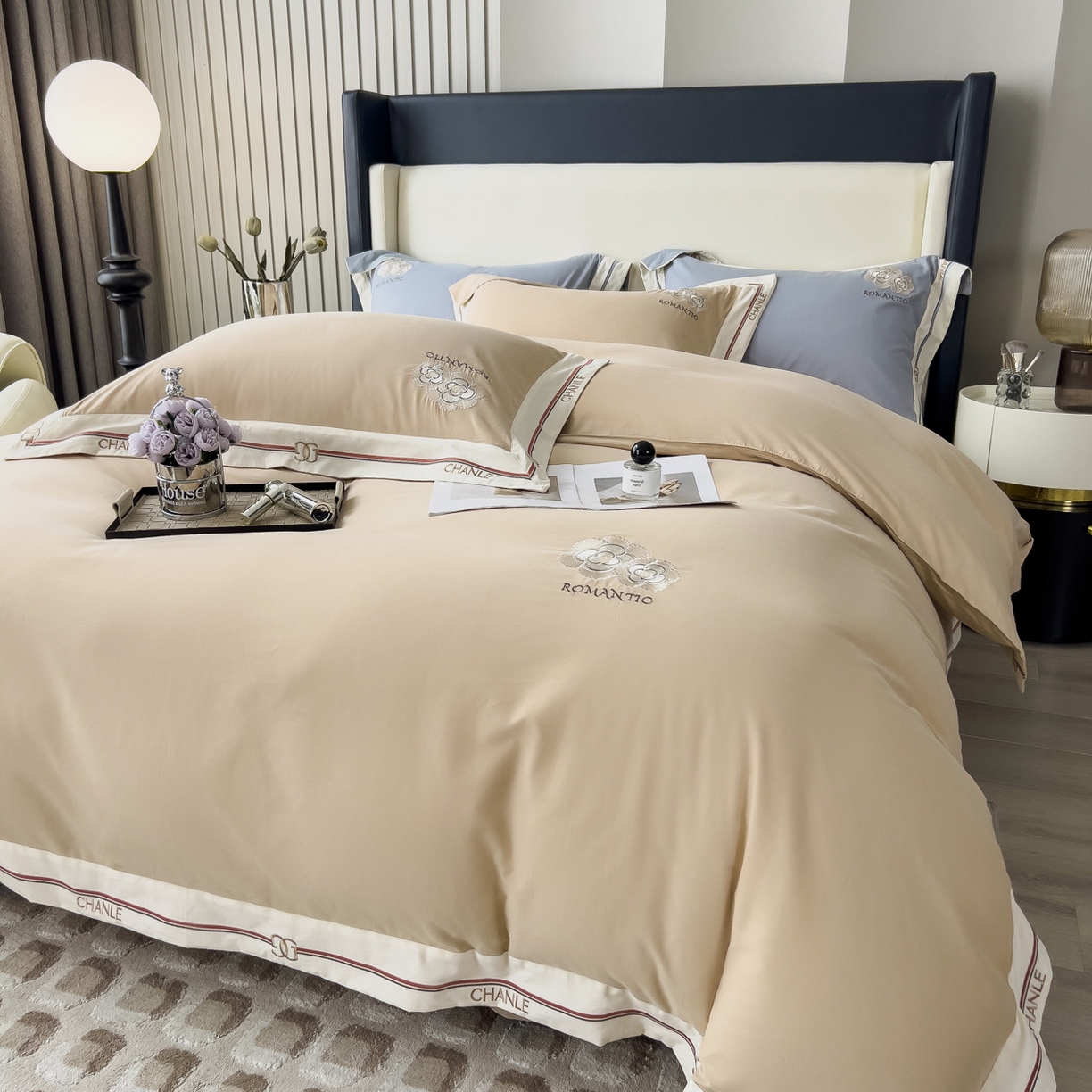 91家纺网 家纺一手货源 找家纺 嘉汀兰家居 2023秋冬新品100支超细磨毛轻奢四件套—COCO小姐 卡其