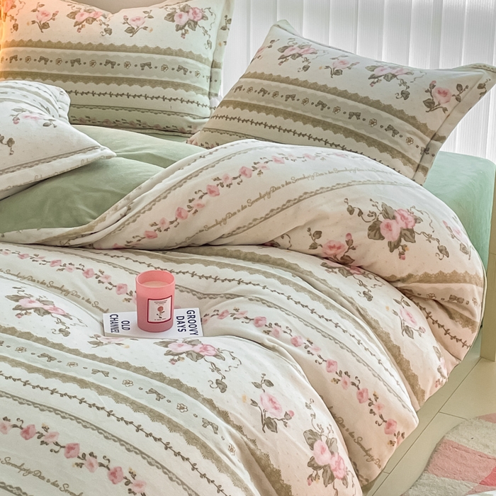 91家纺网 家纺一手货源 找家纺 莱米家纺 2023新款小版牛奶绒印花四件套 繁花似锦