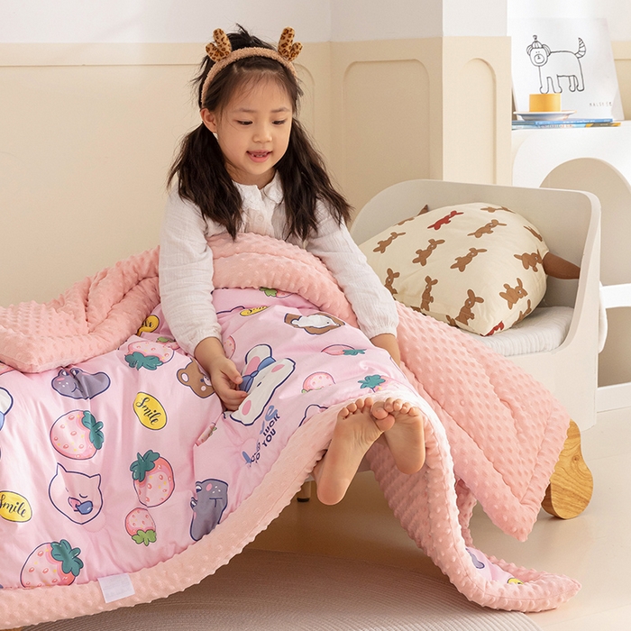 91家纺网 家纺一手货源 找家纺 嗨生活 2023新款全棉儿童被春秋被冬被幼儿园被子豆豆被-一体款 安妮兔