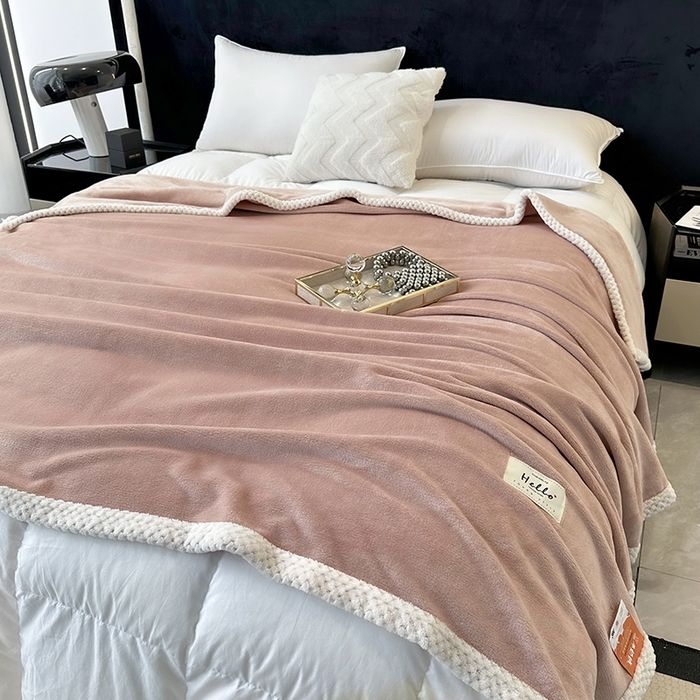 91家纺网 家纺一手货源 找家纺 2023新款400g高克重纯色双面牛奶绒毛毯盖毯毯子 藕玉色