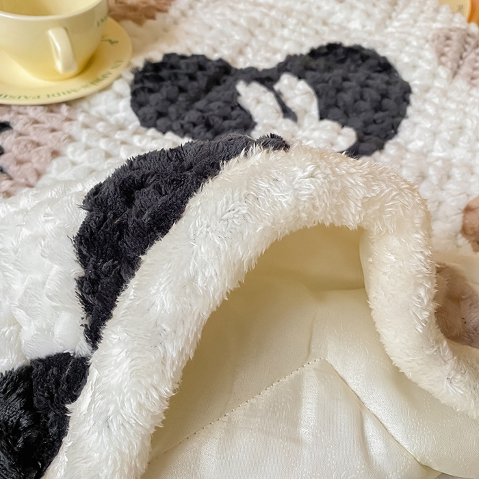 91家纺网 家纺一手货源 找家纺 澳梵家居 2023新款豆豆绒夹棉床护垫 咖啡兔