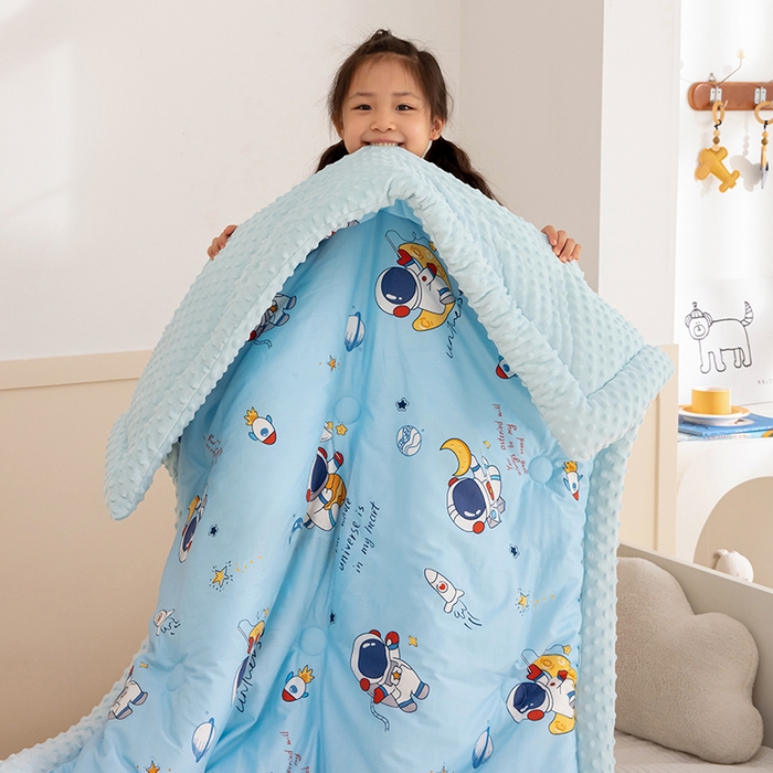 91家纺网 家纺一手货源 找家纺 嗨生活 2023新款全棉儿童被春秋被冬被幼儿园被子豆豆被-一体款 宇航漫步