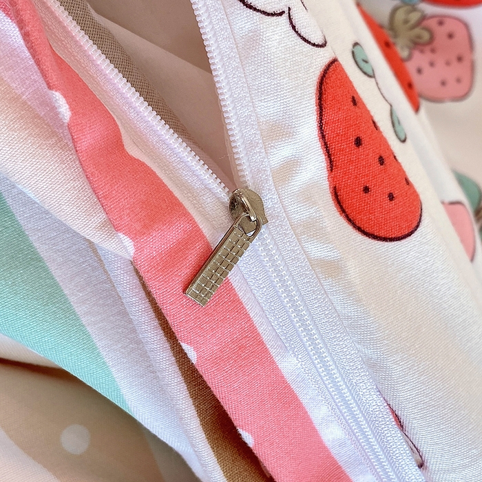 91家纺网 家纺一手货源 找家纺 艾橙家纺 2023新款秋冬新款140g植物羊绒磨毛四件套 夏日草莓