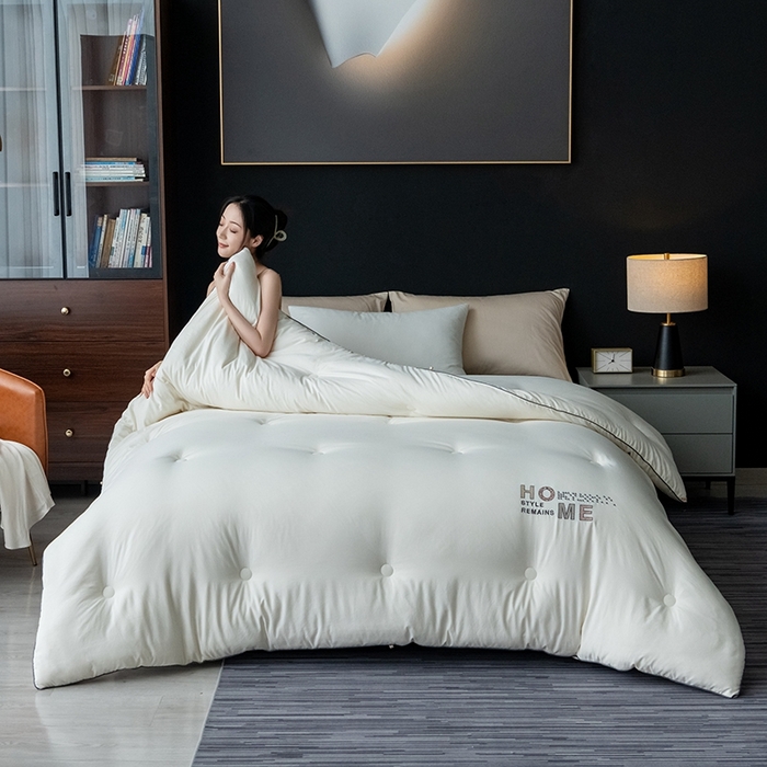 91家纺网 家纺一手货源 找家纺 瑞驰家纺 2023新款 A类水洗棉科尔特大豆被系列（风格一） 科尔特-明月白