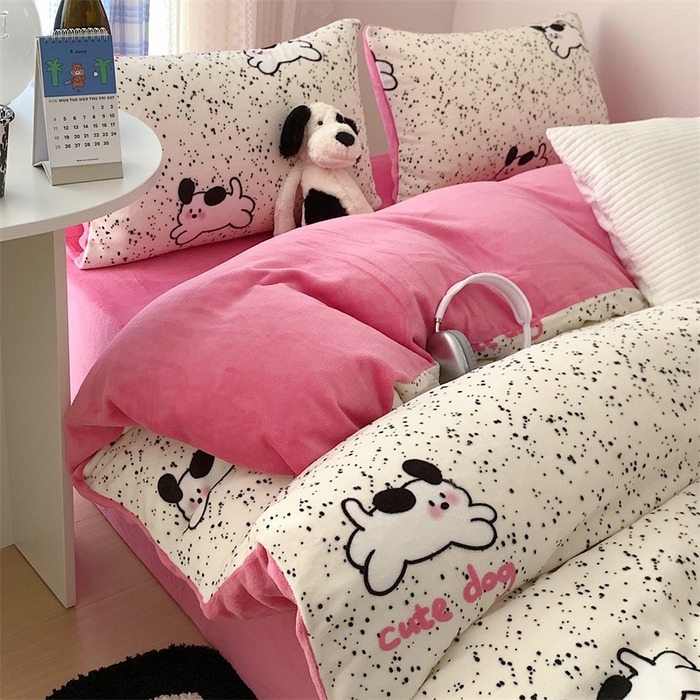 91家纺网 家纺一手货源 找家纺 美乐迪家纺 2023秋冬新款保暖牛奶绒四件套 可爱小狗