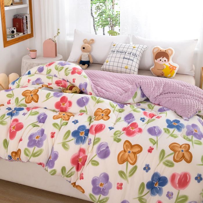 91家纺网 家纺一手货源 找家纺 （总）天瑜家纺2023新款针织豆豆绒冬被系列