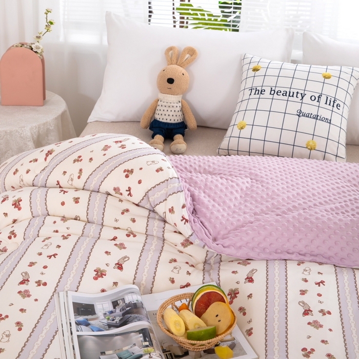 91家纺网 家纺一手货源 找家纺 天瑜家纺2023新款针织豆豆绒冬被系列 情人结