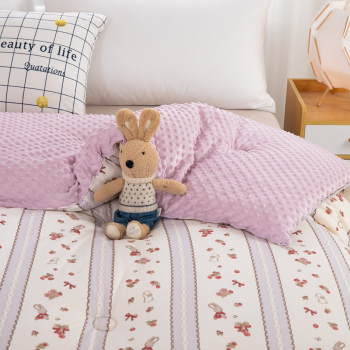 91家纺网 家纺一手货源 找家纺 天瑜家纺2023新款针织豆豆绒冬被系列 情人结